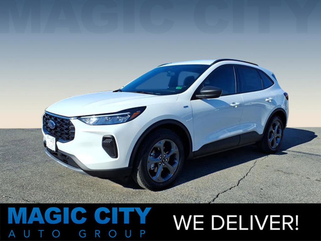 Used 2025 Ford Escape ST-Line w/ Equipment Group 301A image 1