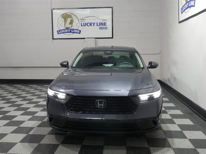 Used 2023 Honda Accord EX image 2