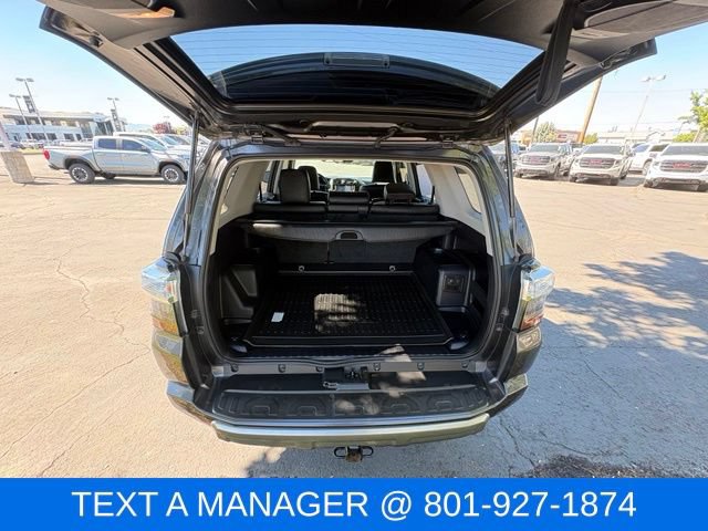 Used 2020 Toyota 4Runner TRD Off-Road Premium w/ Moonroof Package AWD/4WD image 9