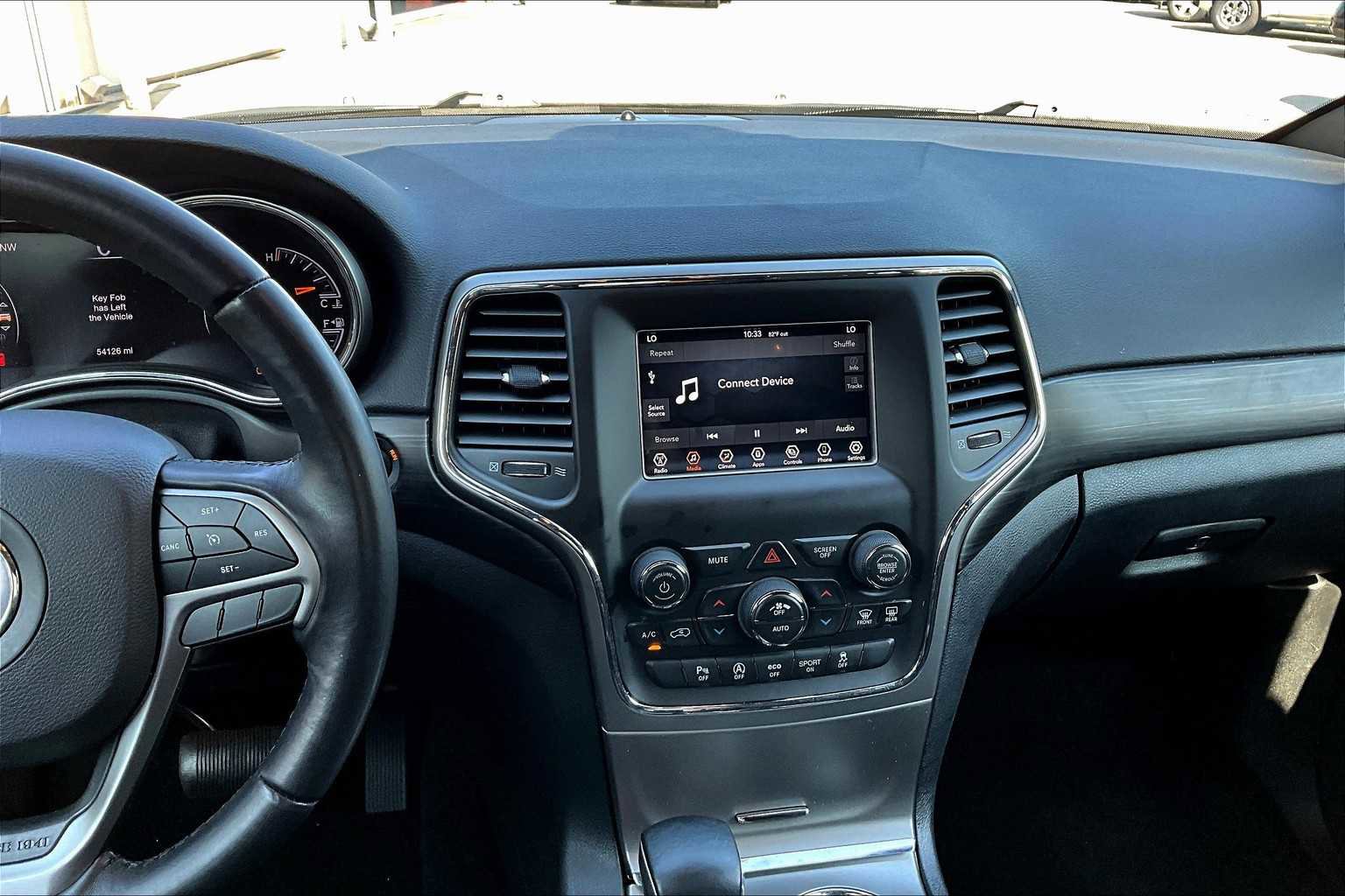 Used 2021 Jeep Grand Cherokee Laredo image 6