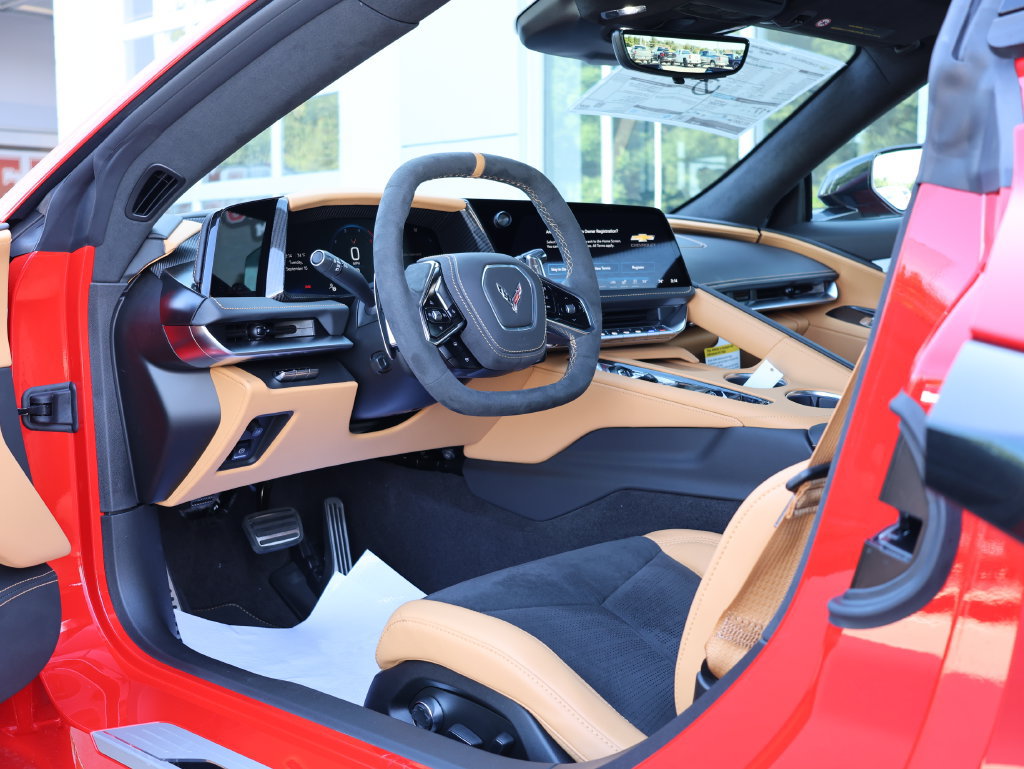 New 2027 Chevrolet Corvette Grand Sport w/ Z52 Sport Performance Package RWD image 16