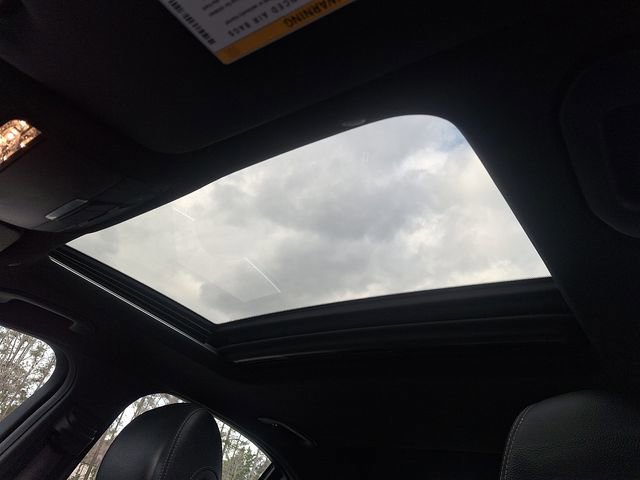 Used 2019 Mercedes-Benz C 300 Sedan image 16