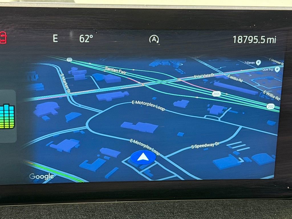 Used 2025 Ford Expedition Active image 16