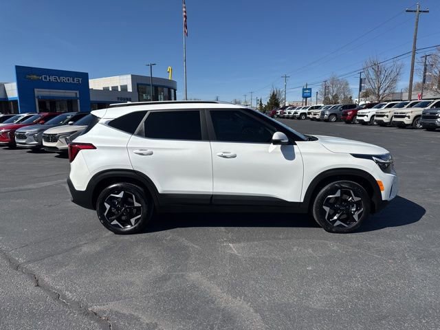 Used 2024 Kia Seltos EX image 8