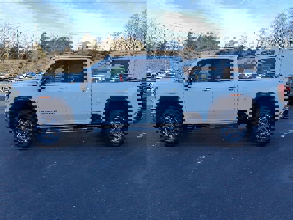 New 2026 GMC Sierra 2500 SLT w/ SLT Premium Package image 2