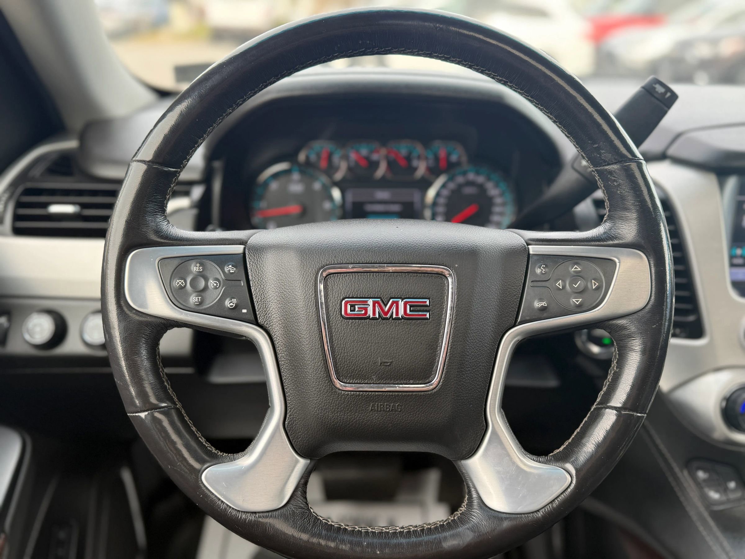Used 2018 GMC Yukon XL SLT w/ Open Road Package image 26