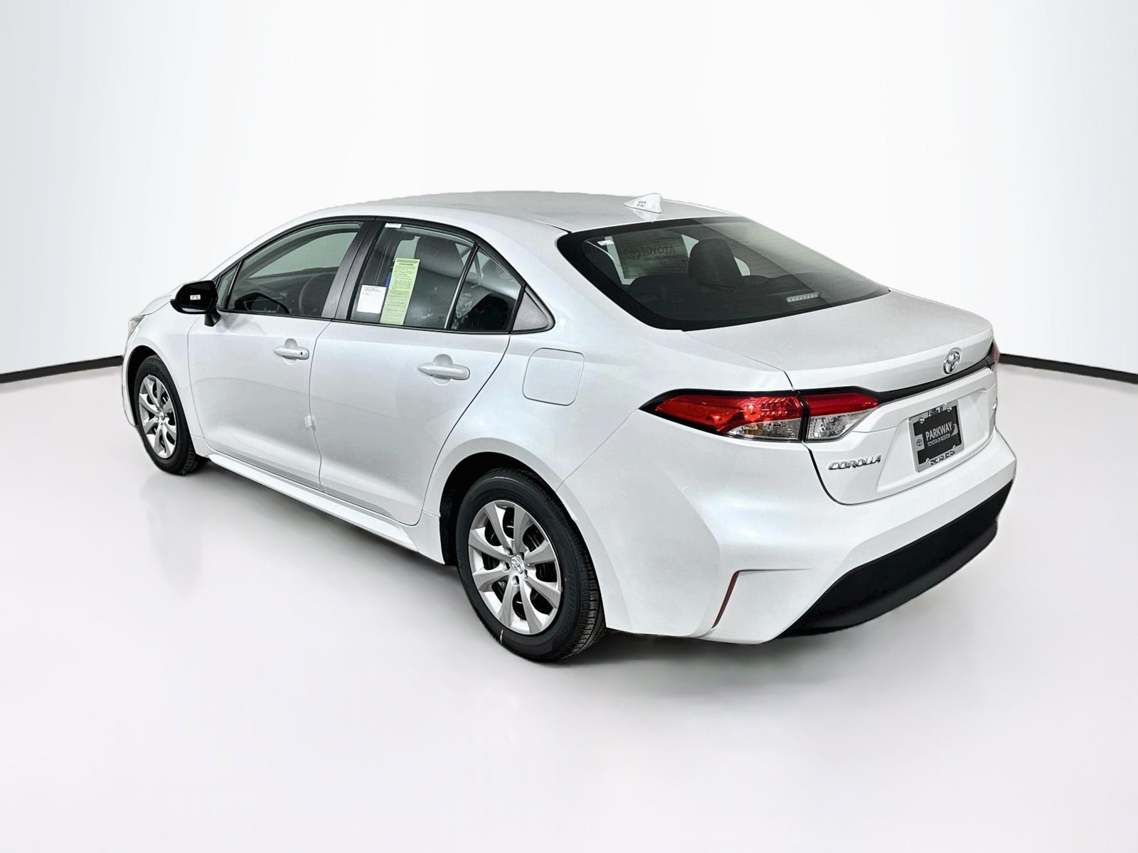 New 2026 Toyota Corolla LE FWD image 4