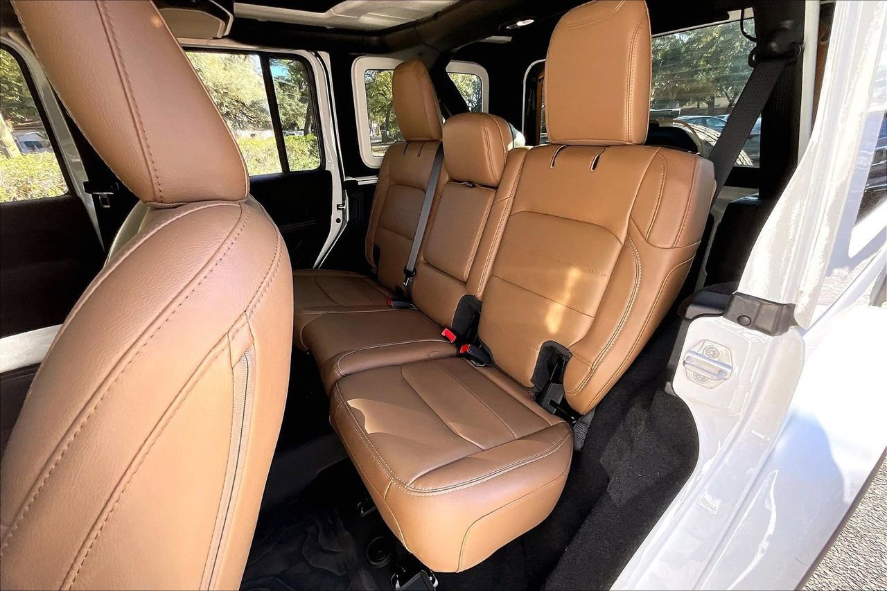 Used 2023 Jeep Wrangler Sahara w/ LED Lighting Group image 19