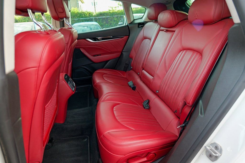 Used 2019 Maserati Levante Base image 27