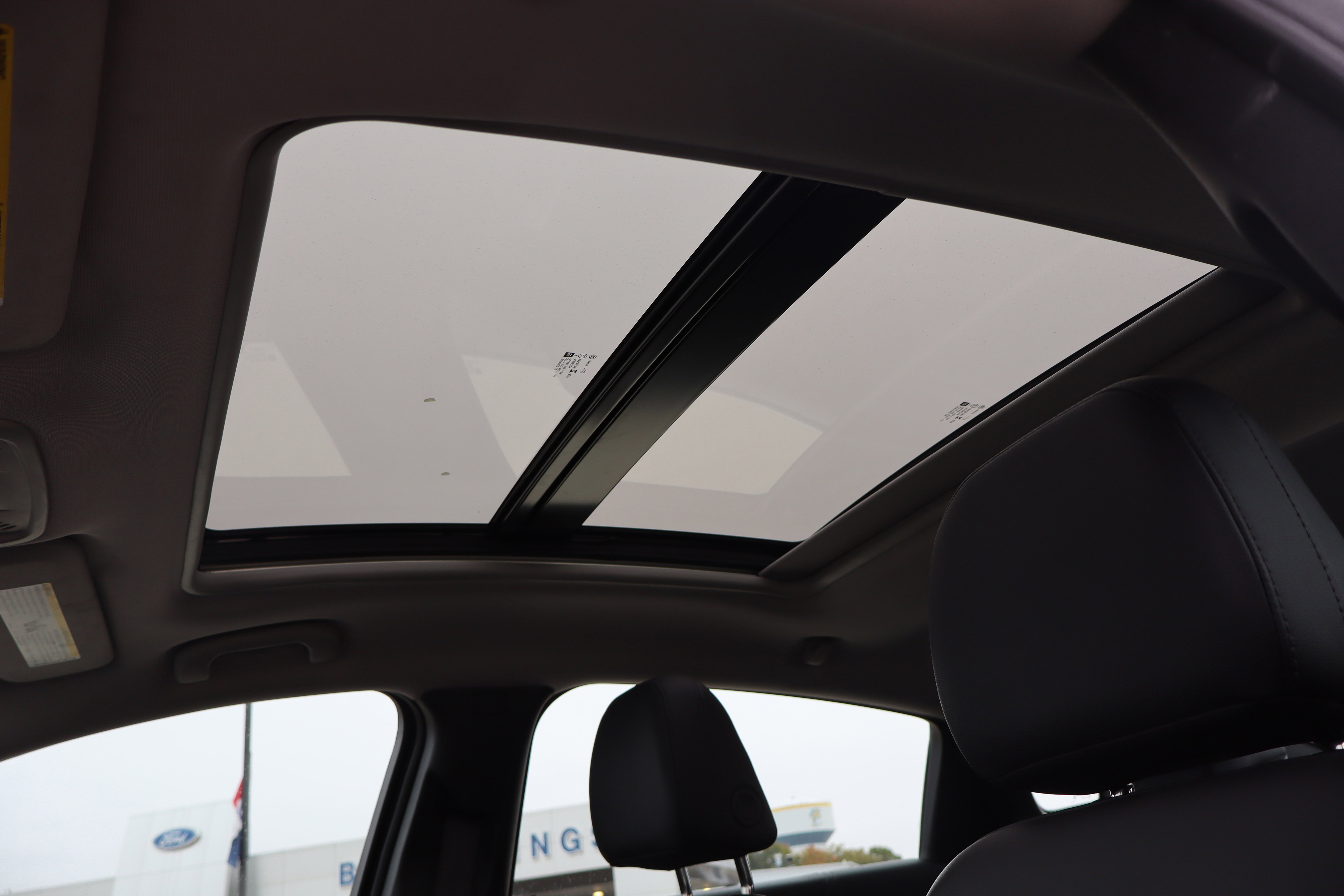 Used 2024 Chevrolet Malibu LT image 24