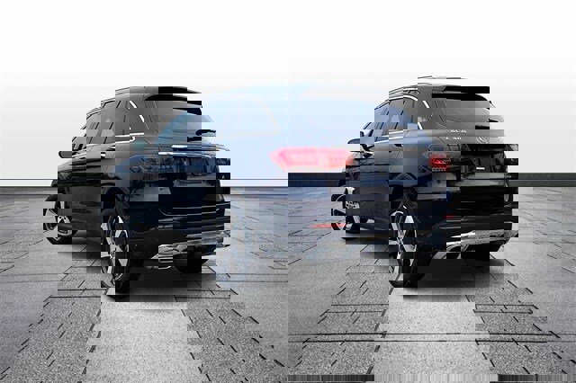 Certified 2022 Mercedes-Benz GLC 300 4MATIC image 3