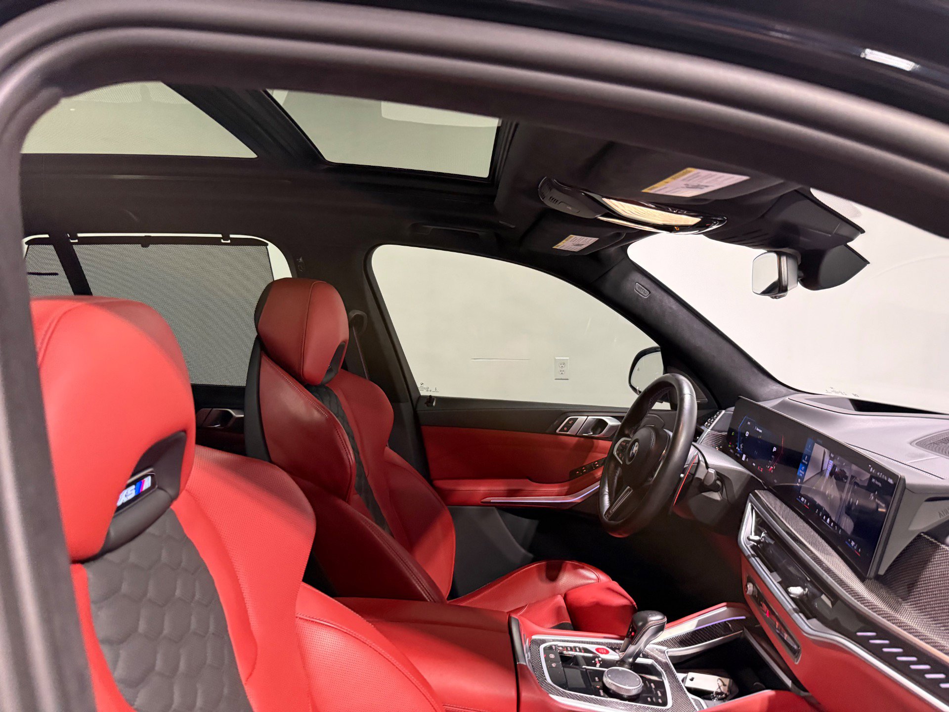 Used 2025 BMW X5 M Competition w/ Executive Package image 62