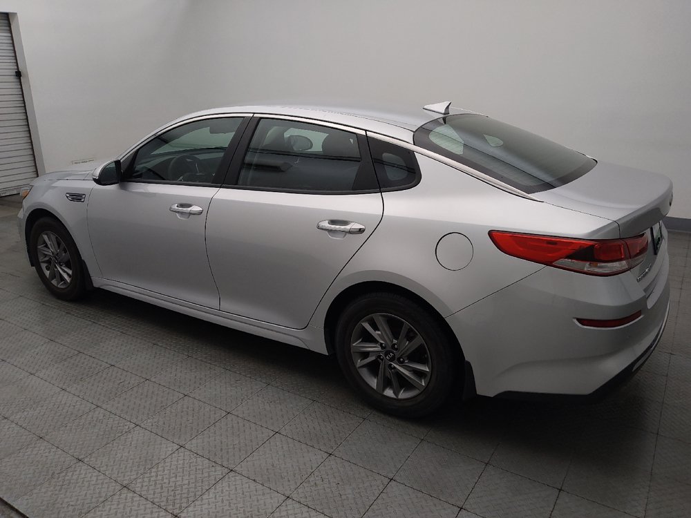Used 2019 Kia Optima LX FWD image 3