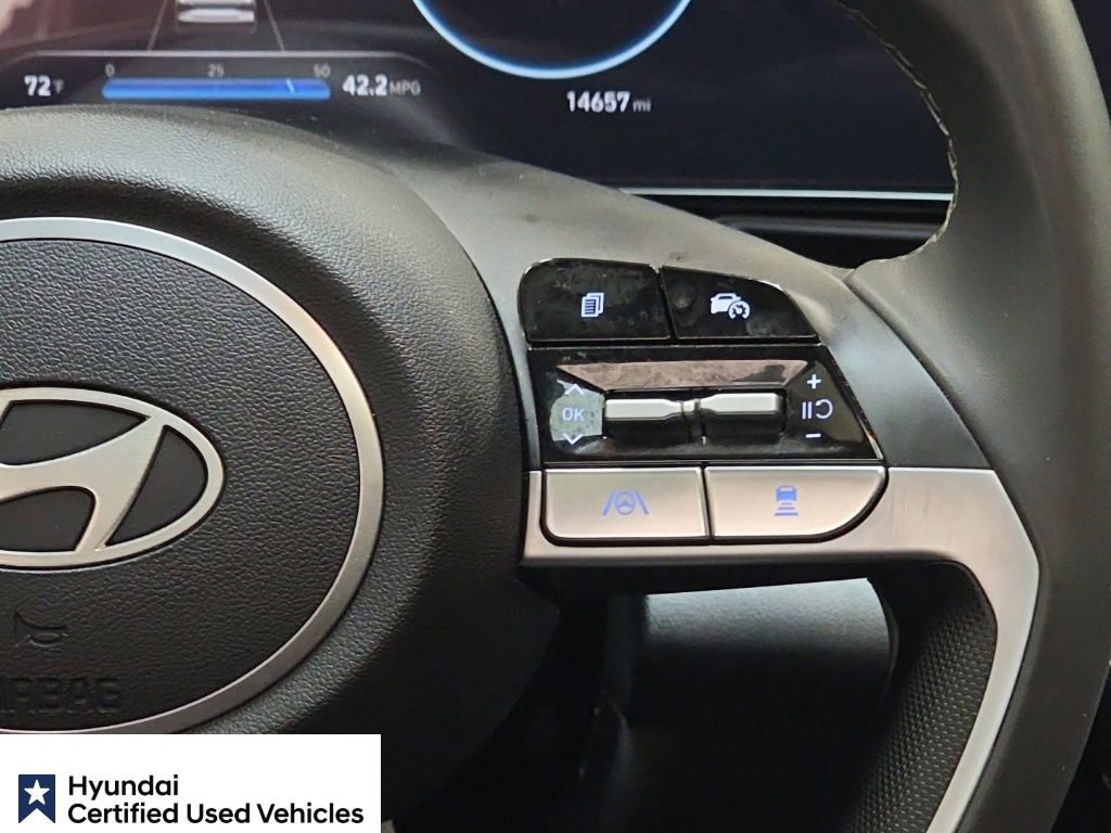 Certified 2025 Hyundai Elantra SEL FWD image 20