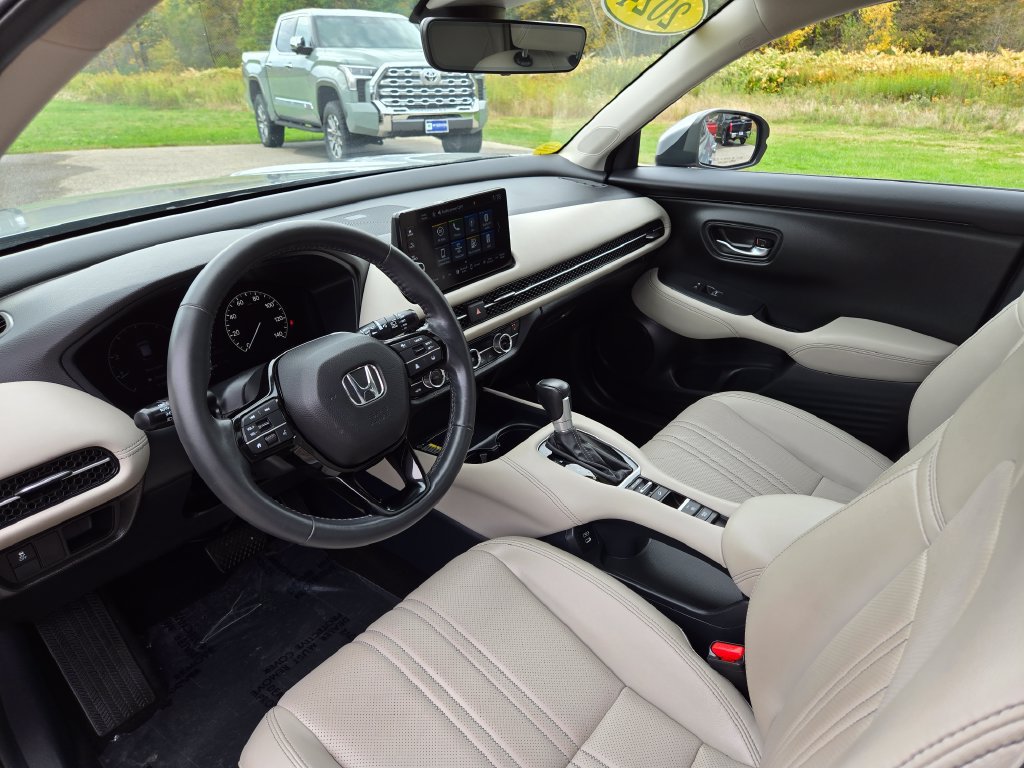 Used 2024 Honda HR-V EX-L image 14