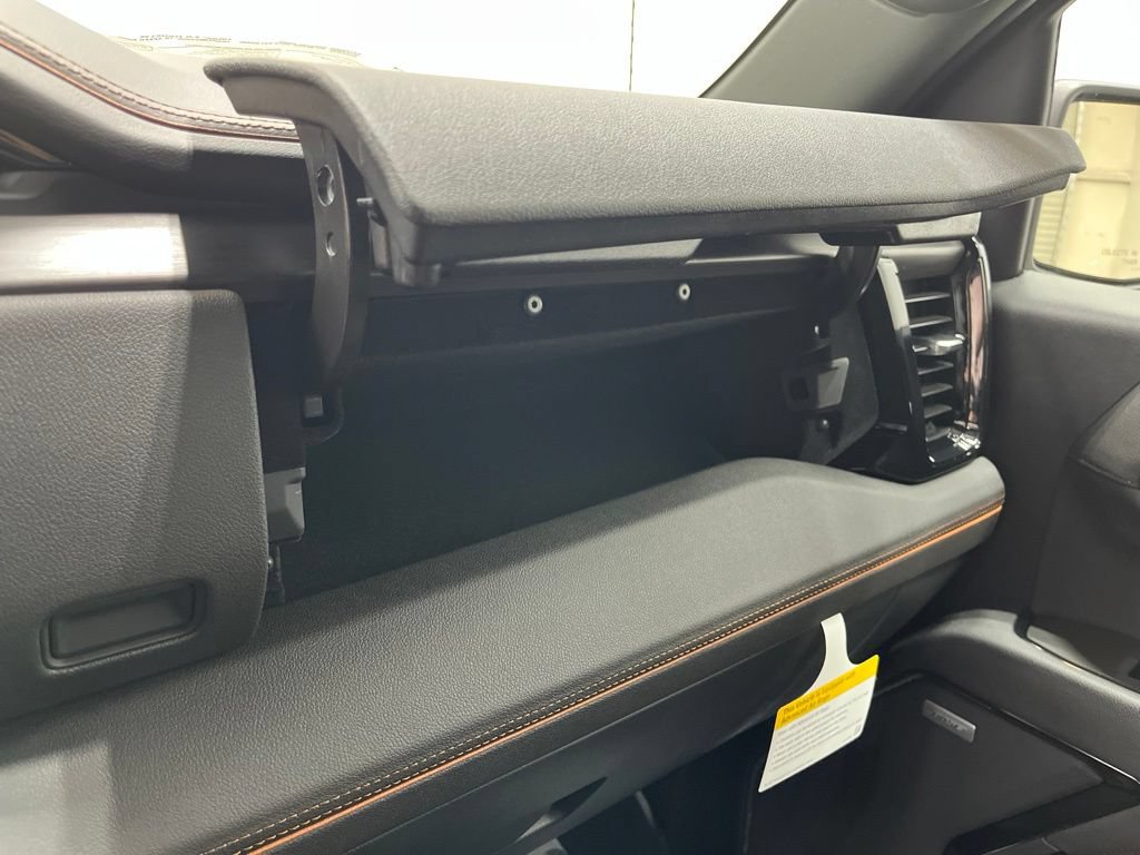 New 2026 GMC Sierra 1500 AT4 w/ AT4 Premium Package AWD/4WD image 21