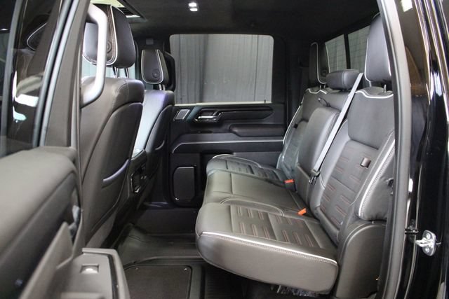 Used 2025 GMC Sierra 2500 AT4X AWD/4WD image 12