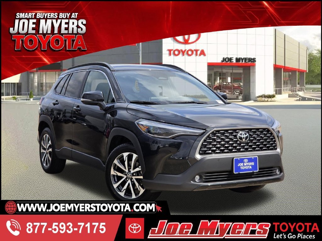 Used 2025 Toyota Corolla Cross XLE