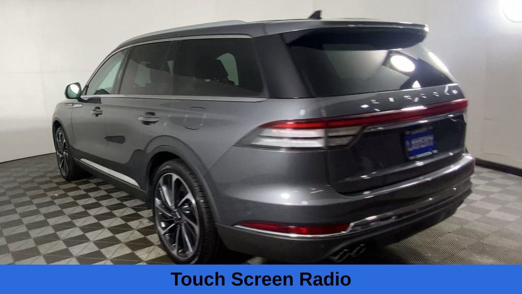 Used 2023 Lincoln Aviator Reserve w/ Equipment Group 201A image 10