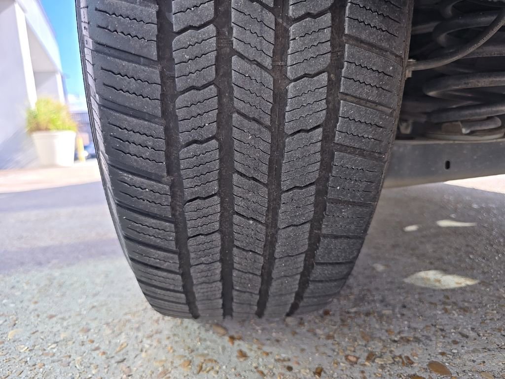 Used 2020 Chevrolet Blazer LT image 44