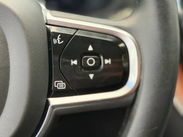 Certified 2024 Volvo XC60 B5 Ultimate AWD/4WD image 24