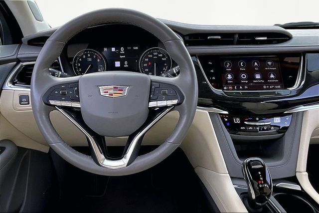 Used 2024 Cadillac XT6 Premium Luxury w/ Technology Package image 8