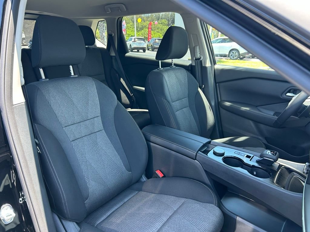 New 2026 Nissan Rogue SV AWD/4WD image 43