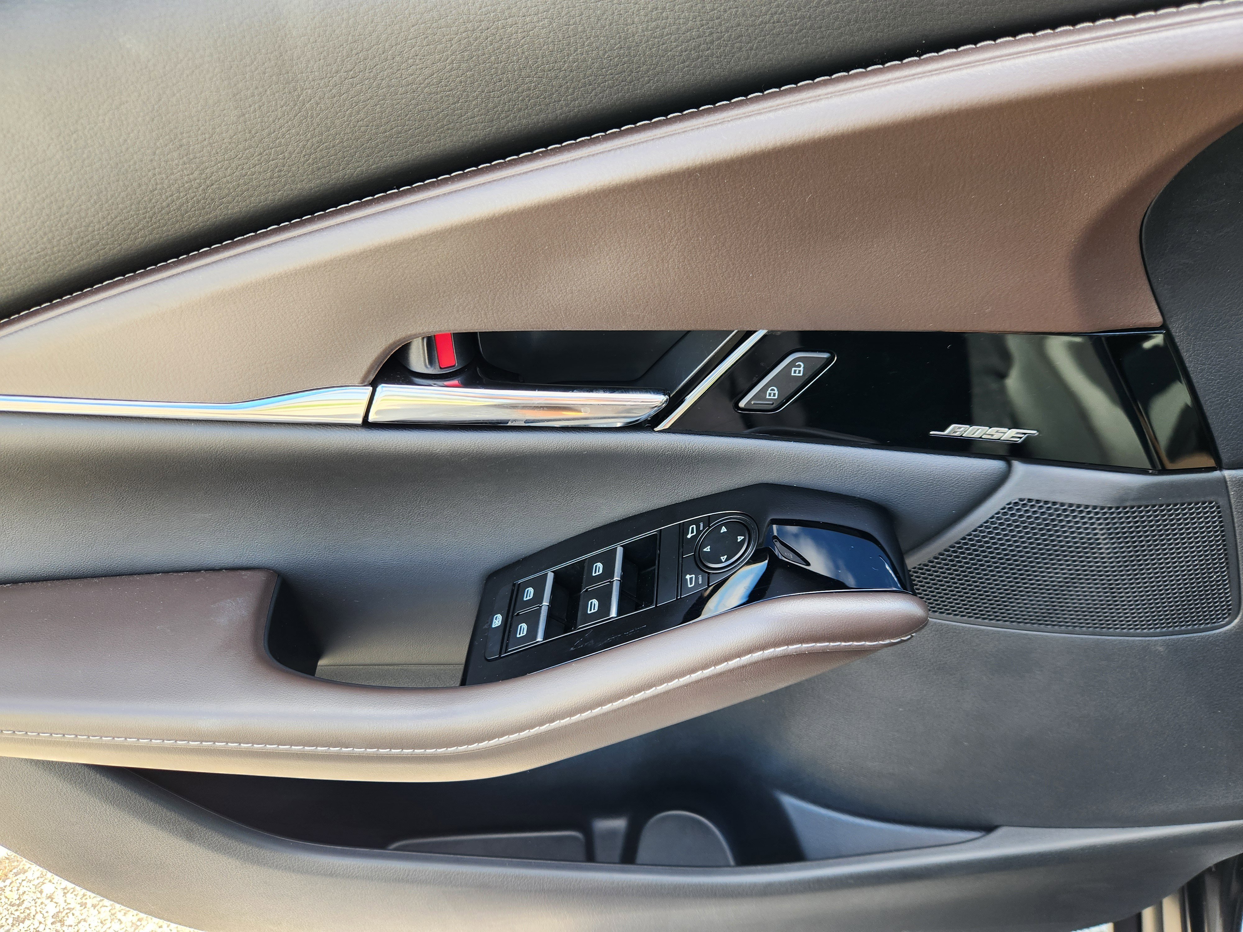 Certified 2025 MAZDA CX-30 AWD 2.5 S w/ Premium Package image 18