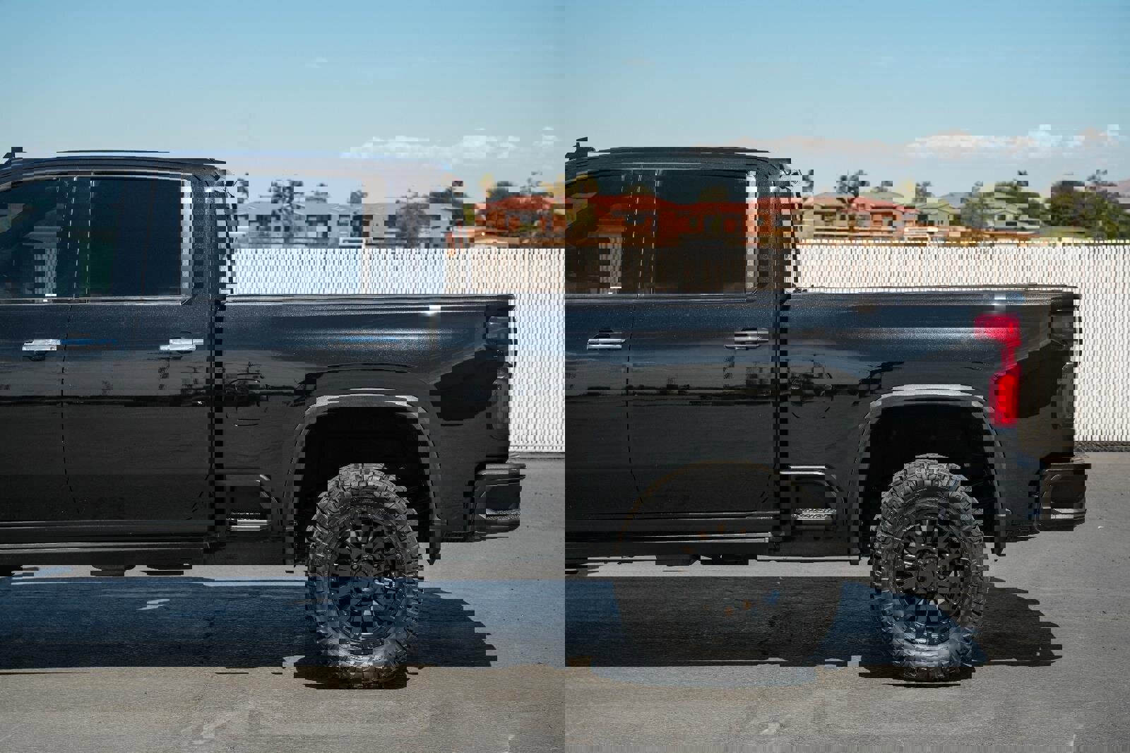 Used 2022 Chevrolet Silverado 3500 High Country image 8