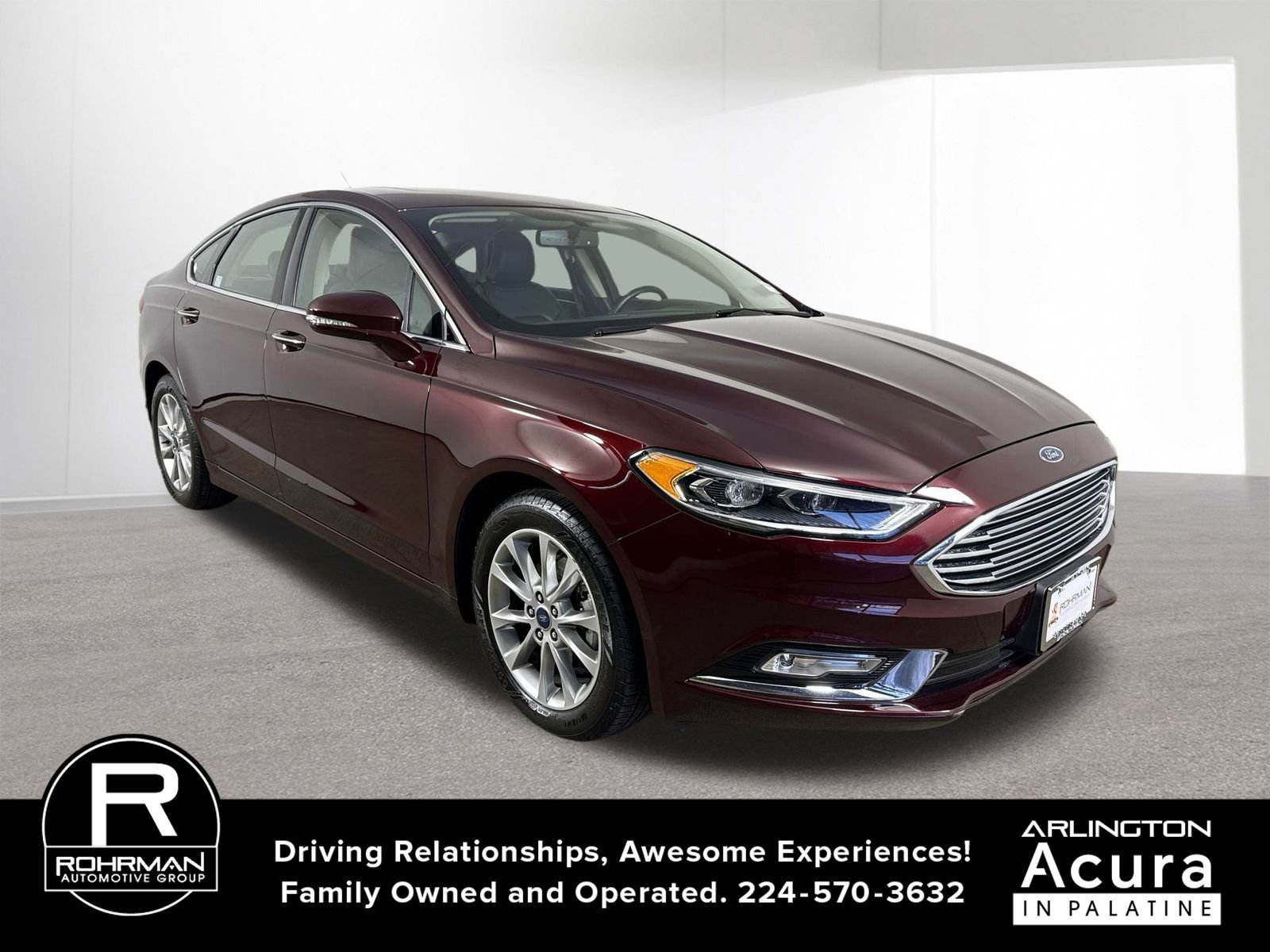 Used 2017 Ford Fusion SE w/ Fusion SE Technology Package image 3