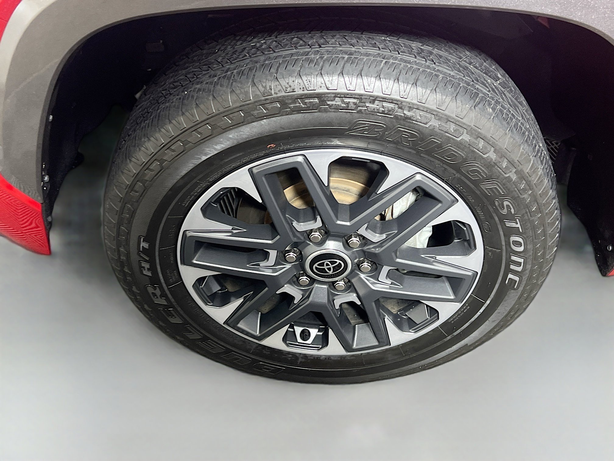 Used 2024 Toyota Tundra Limited image 13