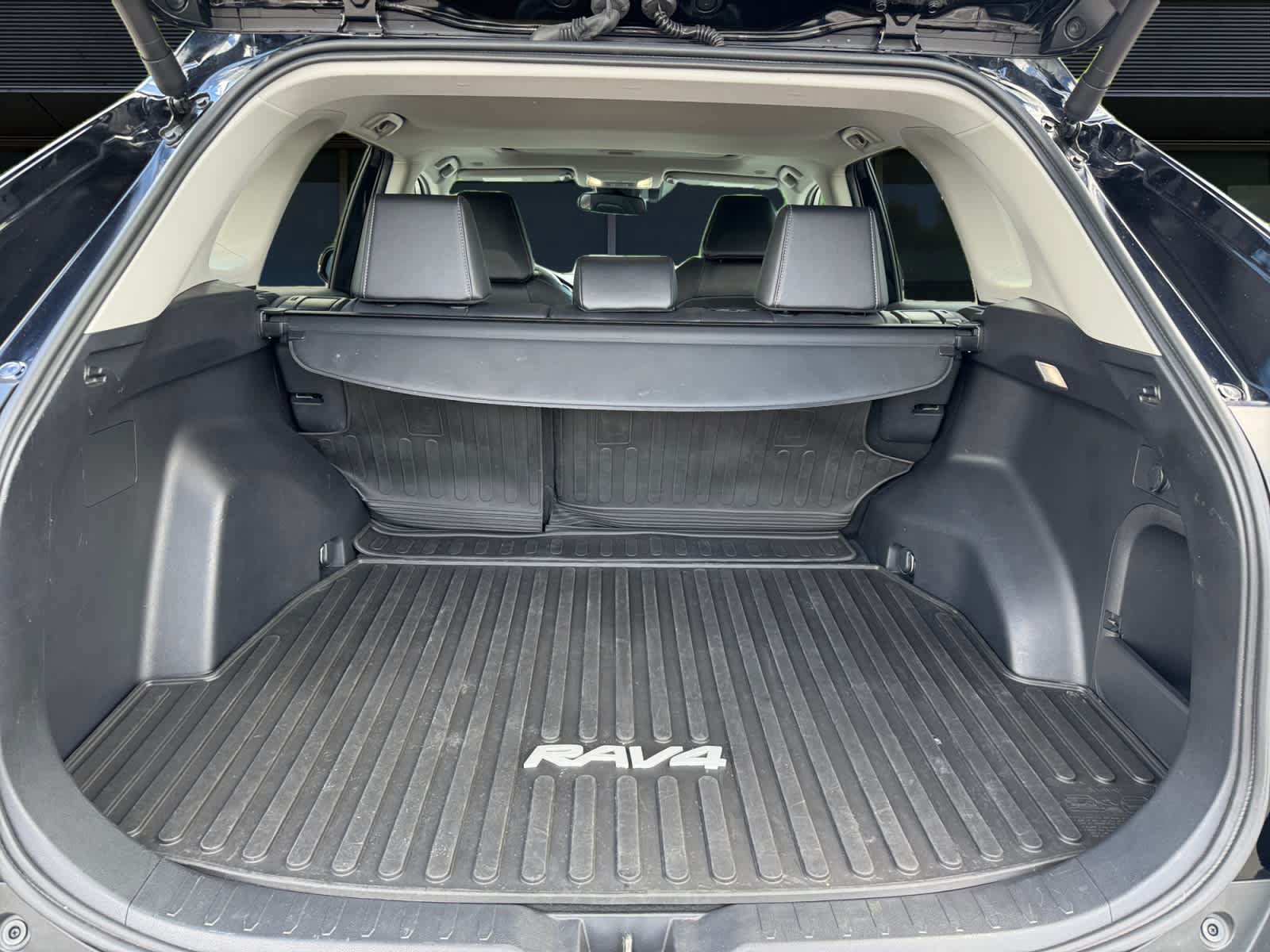 Used 2024 Toyota RAV4 XLE Premium w/ Weather Package AWD/4WD image 12
