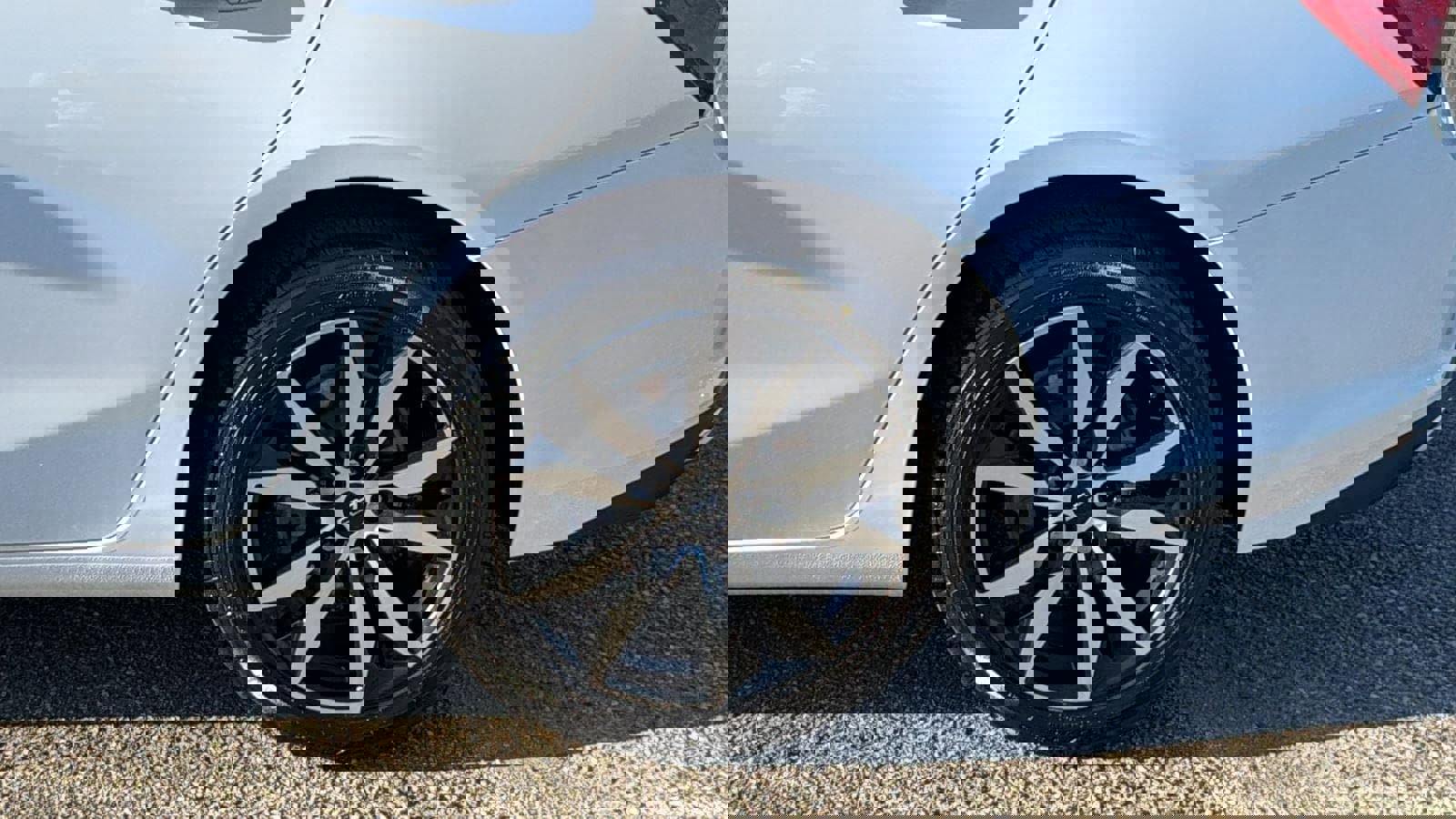 Certified 2022 Chevrolet Malibu RS w/ LPO, Convenience Package 1 image 9