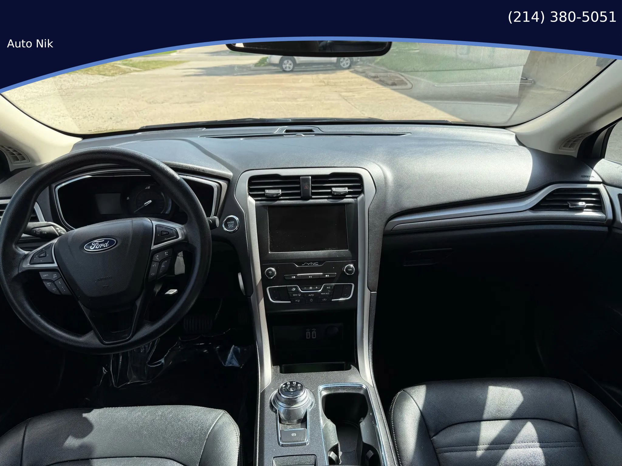 Used 2020 Ford Fusion SE image 10