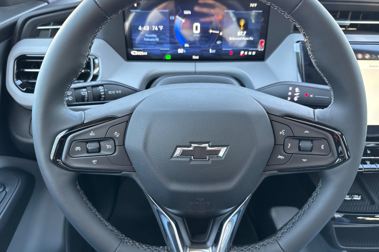 New 2027 Chevrolet Bolt RS w/ Technology Package FWD image 22