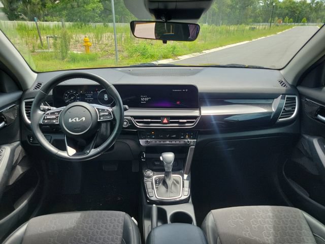 Used 2024 Kia Seltos S FWD image 10