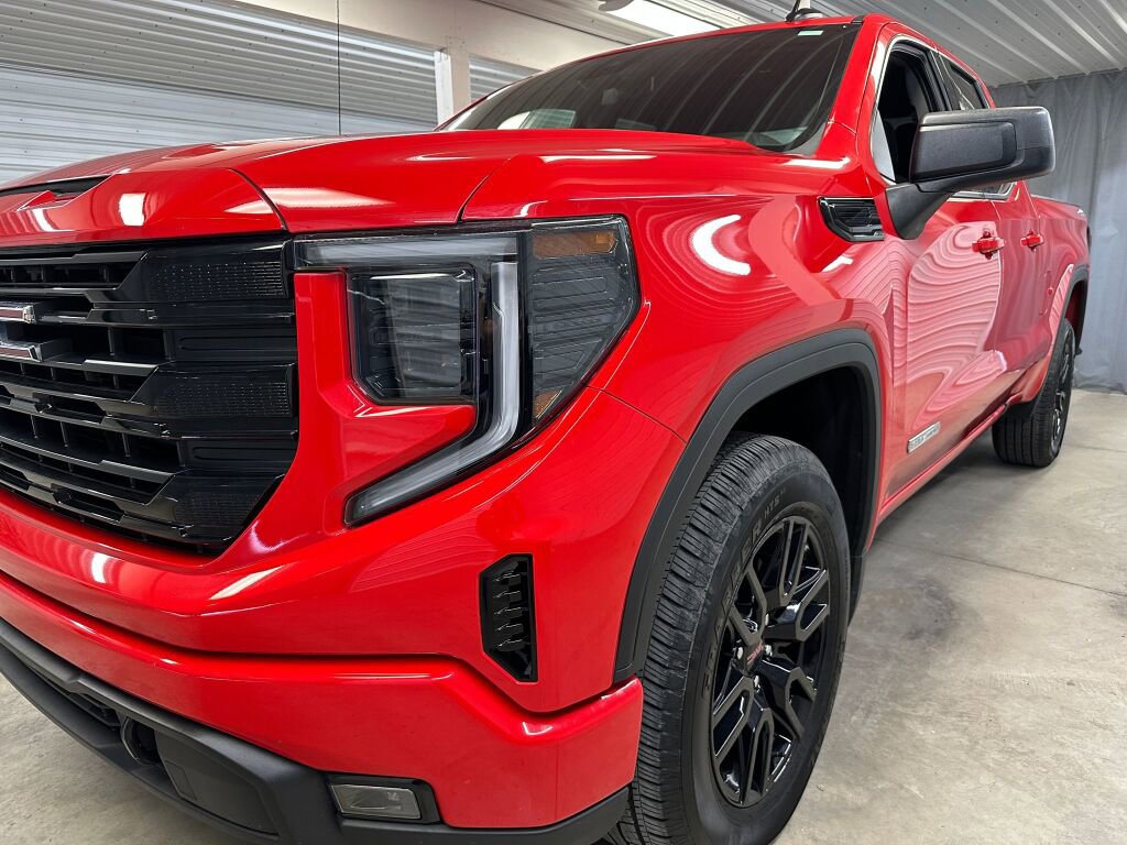 Used 2023 GMC Sierra 1500 Elevation image 33