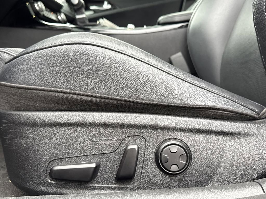 Used 2023 Kia Stinger GT-Line w/ Sun & Sound Package image 18