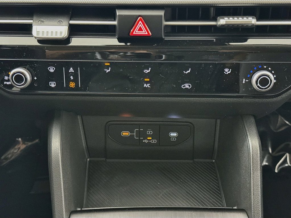 New 2026 Kia Sportage LX AWD/4WD image 16