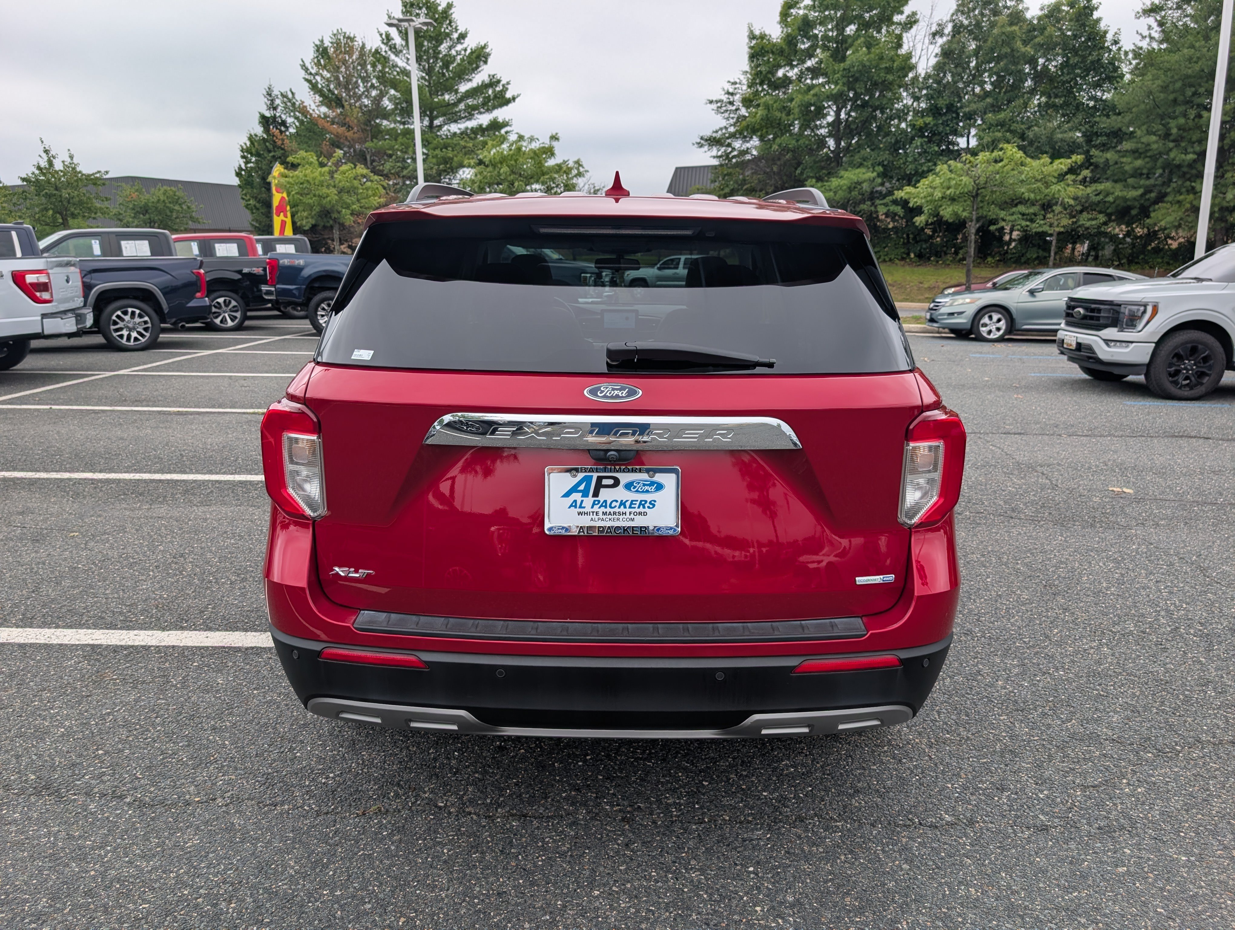 Certified 2020 Ford Explorer XLT w/ Equipment Group 202A AWD/4WD image 4