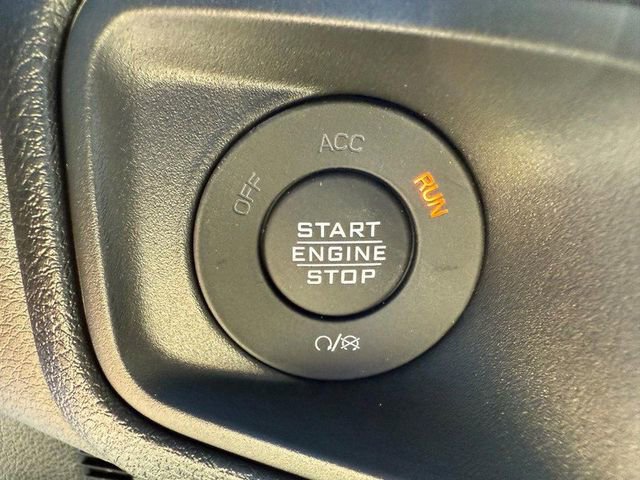 New 2025 Jeep Gladiator Willys image 21