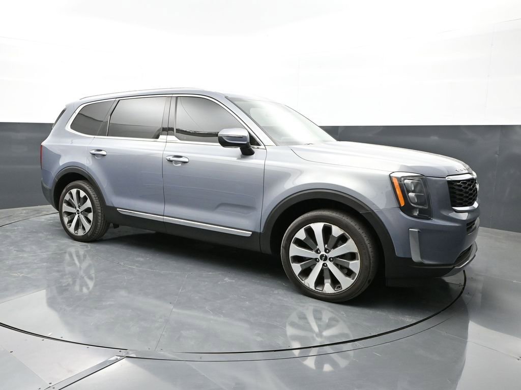 Used 2022 Kia Telluride EX w/ EX Premium Package FWD image 5