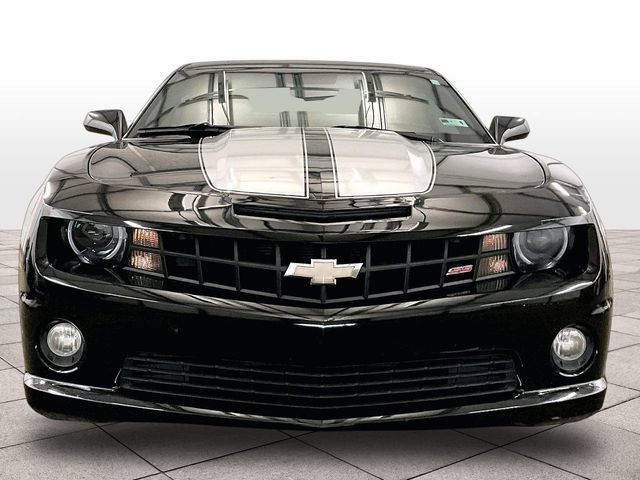 Used 2010 Chevrolet Camaro SS w/ RS Package RWD image 3