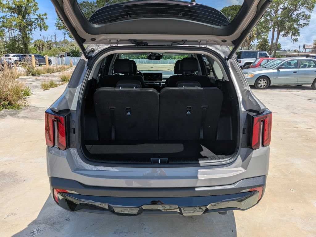 Certified 2026 Kia Sorento SX AWD/4WD image 12
