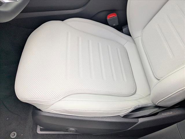 New 2026 Mercedes-Benz GLC 300 image 4