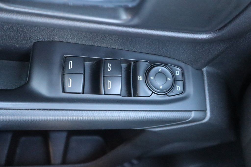 Used 2020 Chevrolet Silverado 1500 Custom w/ Custom Value Package image 13