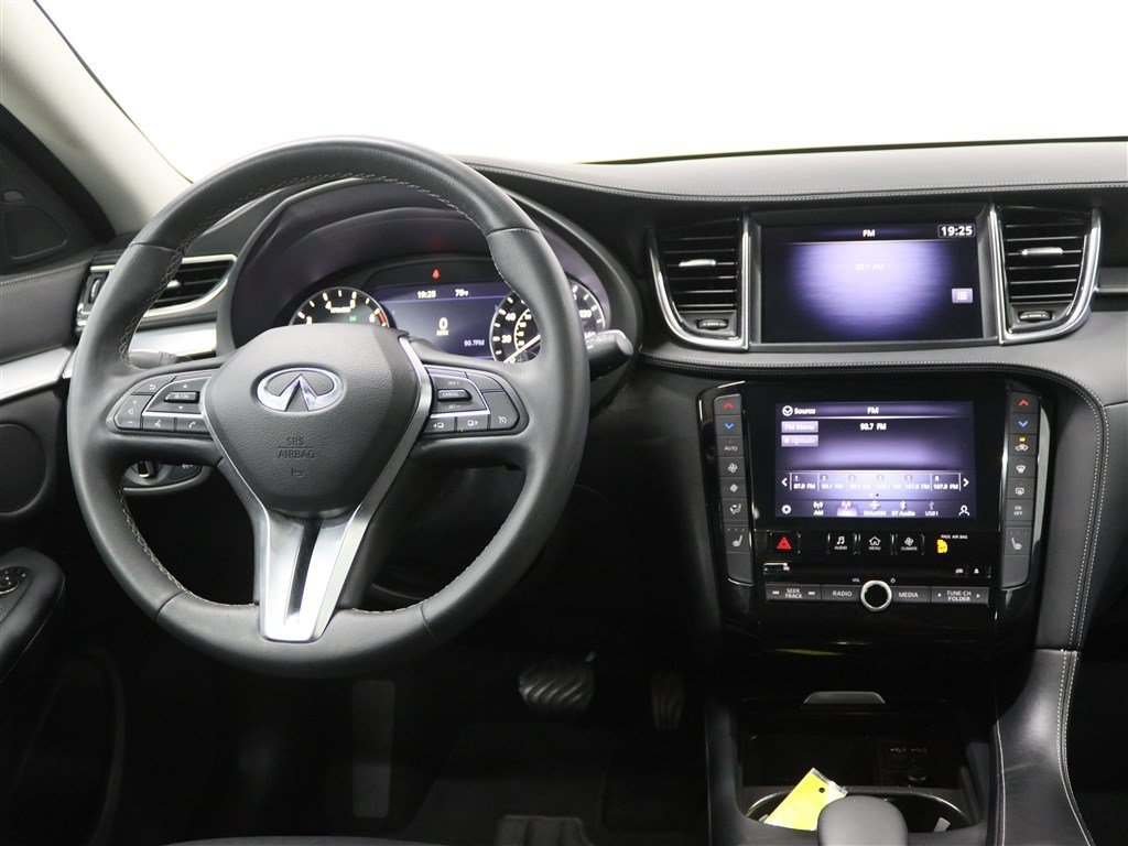 Used 2020 INFINITI QX50 Luxe w/ Cargo Package AWD/4WD image 24