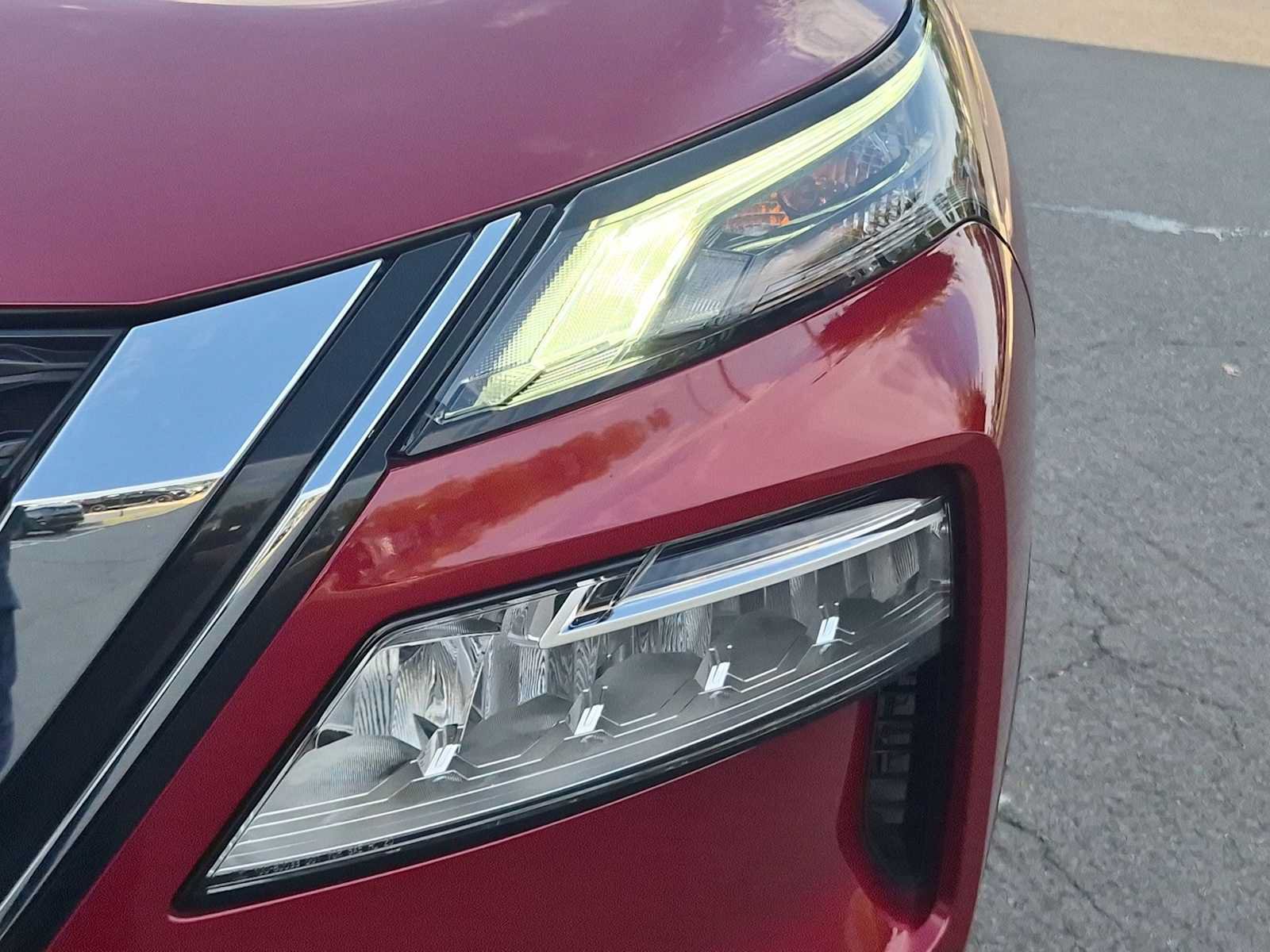 Used 2021 Nissan Rogue SL w/ Premium Package FWD image 11