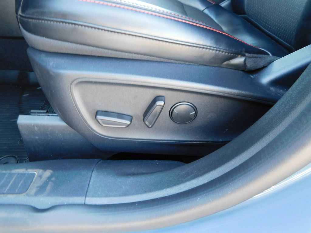 Used 2024 Ford Escape ST-Line w/ Tech Pack #1 AWD/4WD image 16