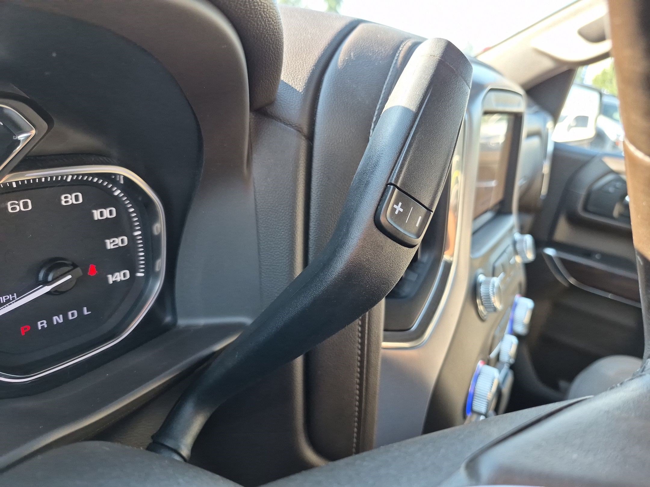 Used 2020 GMC Sierra 1500 SLT w/ SLT Convenience Package AWD/4WD image 26